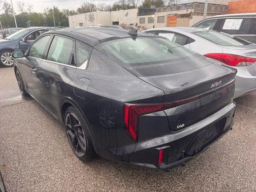 2025 Kia K4 GT-Line
