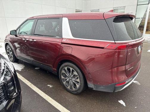 2023 Kia Carnival EX