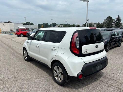 2015 Kia Soul Base