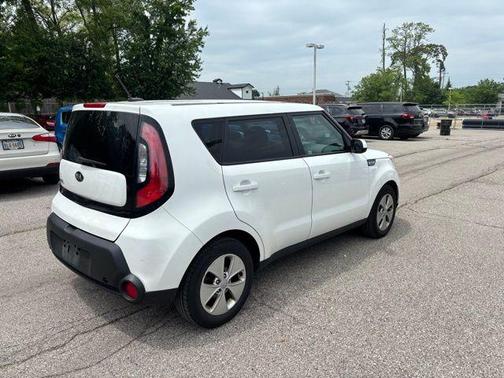2015 Kia Soul Base