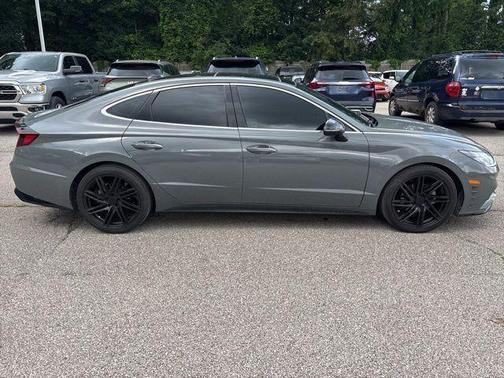 2022 Hyundai SONATA SEL Plus