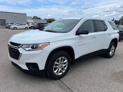Summit White 2020 Chevrolet Traverse LS