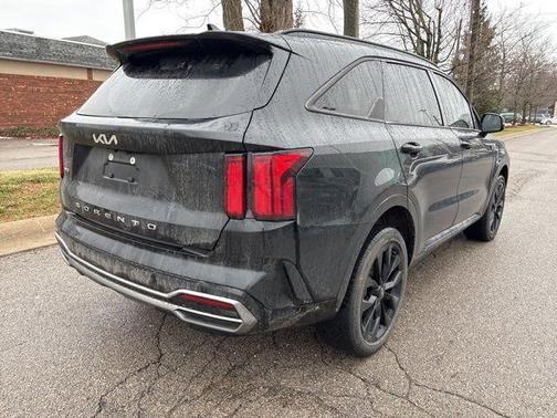 2022 Kia Sorento SX
