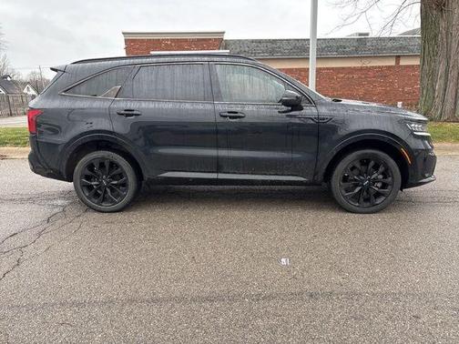 2022 Kia Sorento SX