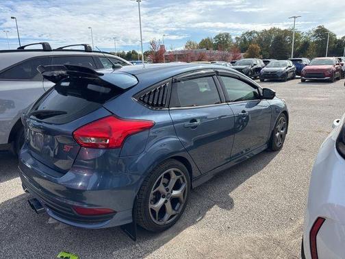 2018 Ford Focus ST Base