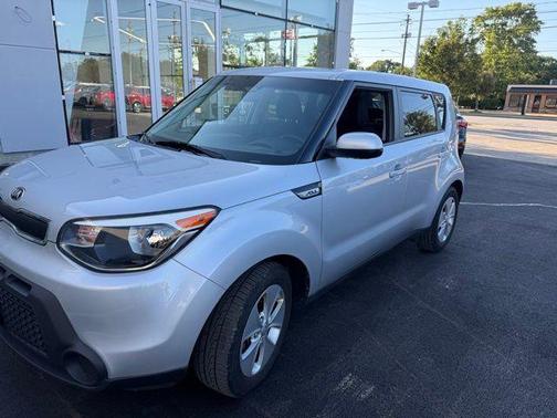 2016 Kia Soul Base