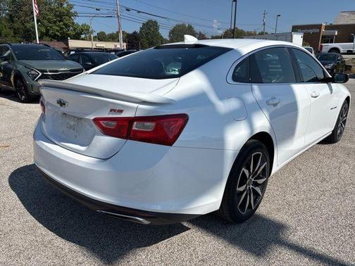 2022 Chevrolet Malibu RS