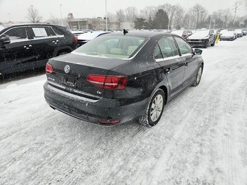 2016 Volkswagen Jetta 1.4T SE w/ Connectivity
