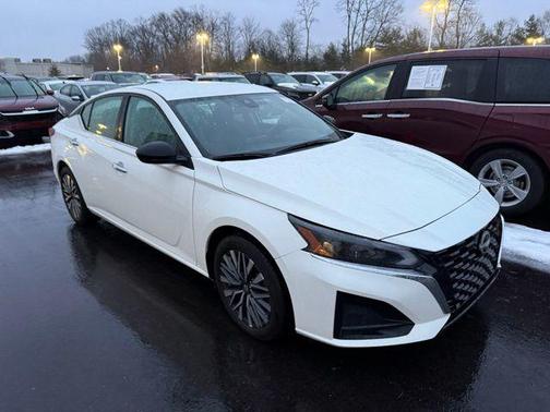 2025 Nissan Altima SV