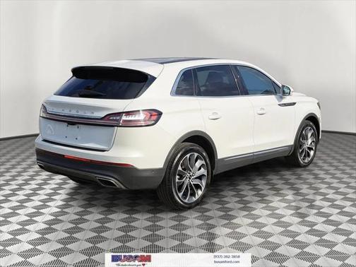 2022 Lincoln Nautilus Reserve