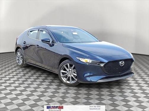 2023 Mazda Mazda3 FWD w/Preferred Package