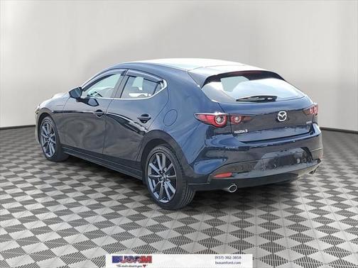 2023 Mazda Mazda3 FWD w/Preferred Package