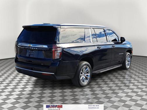 2023 Chevrolet Suburban LT