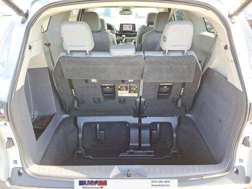 2021 Toyota Sienna XLE 7 Passenger