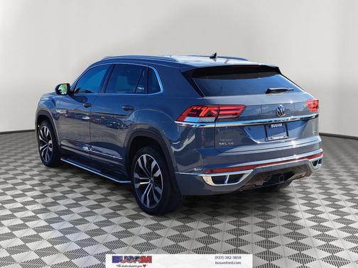 2022 Volkswagen Atlas Cross Sport 3.6L V6 SEL Premium R-Line
