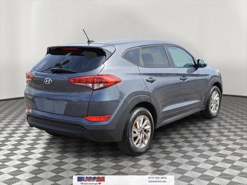 2017 Hyundai TUCSON SE