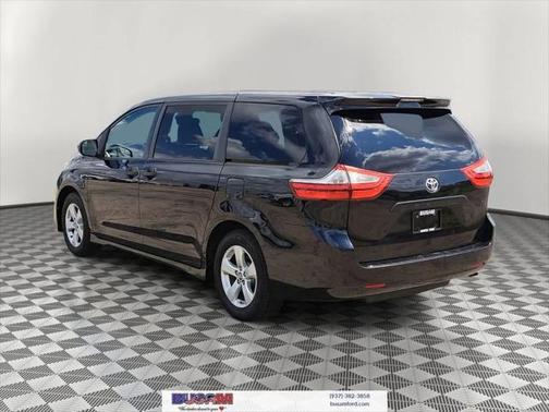 2018 Toyota Sienna SE