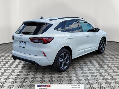 STAR WHITE METALLIC TRI-COA 2024 Ford Escape ST-LINE