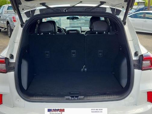 STAR WHITE METALLIC TRI-COA 2024 Ford Escape ST-LINE
