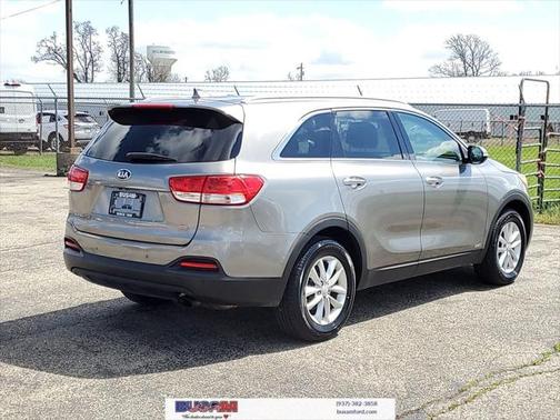 2017 Kia Sorento LX