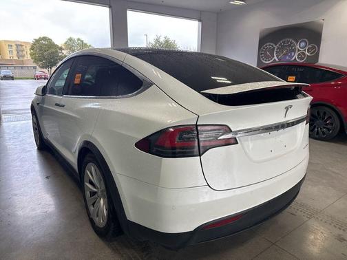 2019 Tesla Model X 