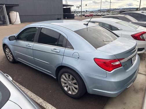 2012 Chrysler 200 Touring