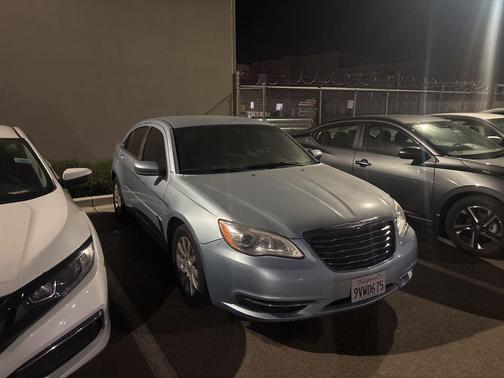 2012 Chrysler 200 Touring