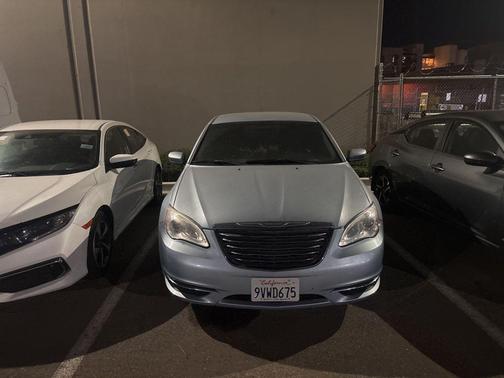 2012 Chrysler 200 Touring