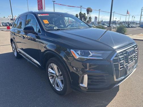 2021 Audi Q7 55 Premium Plus