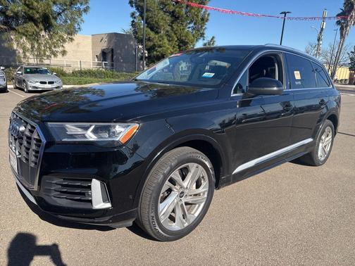 2021 Audi Q7 55 Premium Plus