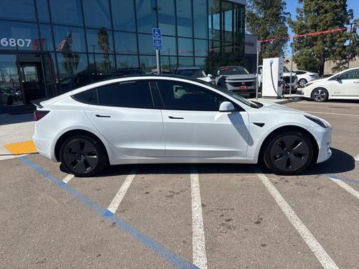 2023 Tesla Model 3 Standard Range