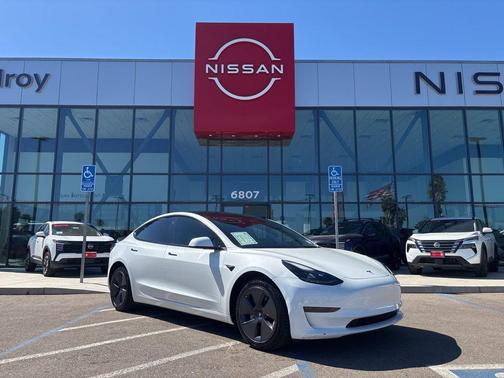 2023 Tesla Model 3 Standard Range