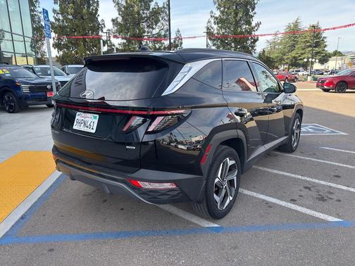 Phantom Black 2022 Hyundai TUCSON Limited