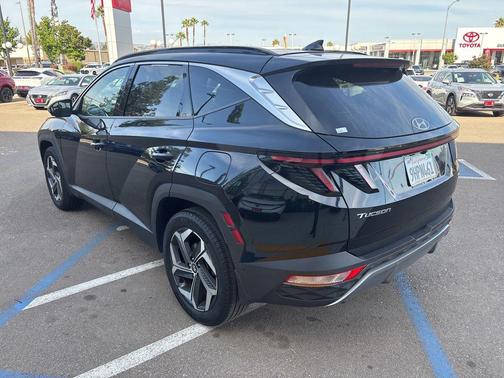 Phantom Black 2022 Hyundai TUCSON Limited