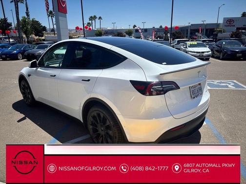 Pearl White Multi-Coat 2021 Tesla Model Y Long Range Dual Motor All-Wheel Drive