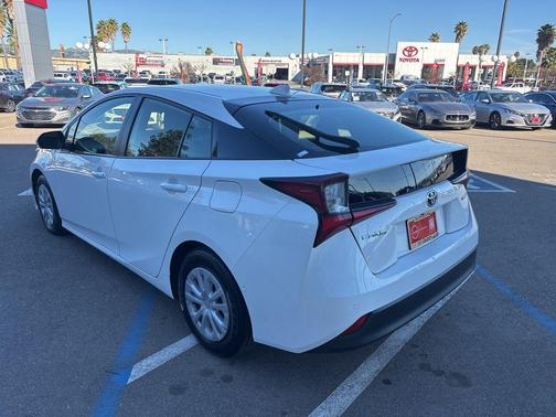 2022 Toyota Prius L