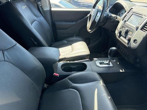 Glacier White 2020 Nissan Frontier PRO-4X