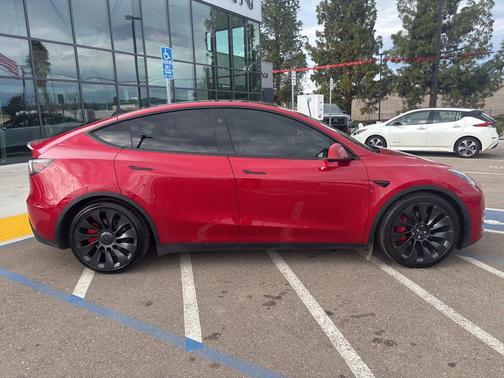 2023 Tesla Model Y Performance Dual Motor All-Wheel Drive