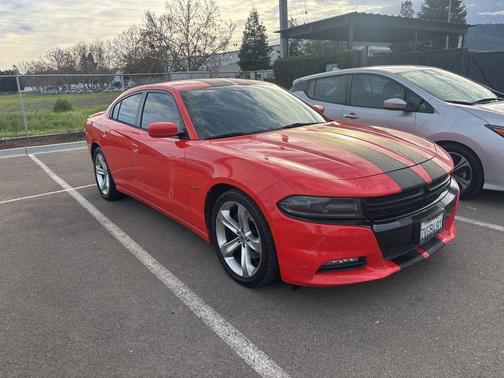 2017 Dodge Charger R/T