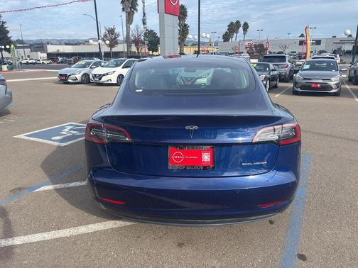 2018 Tesla Model 3 Standard