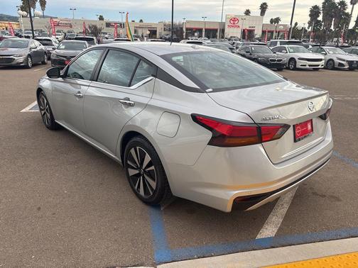 2022 Nissan Altima 2.5 SV