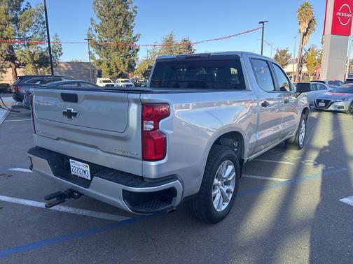 2022 Chevrolet Silverado 1500 Custom