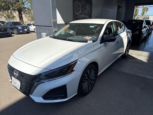 2025 Nissan Altima 2.5 SV