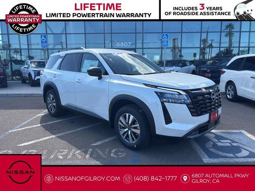 Everest White Pearl Tricoat 2026 Nissan Pathfinder SL