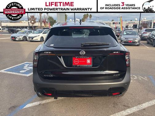 2026 Nissan Kicks SV