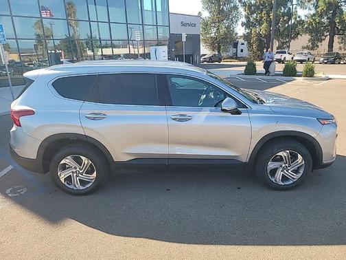 2023 Hyundai SANTA FE SEL 2.4