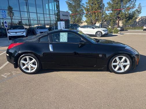 2005 Nissan 350Z Touring