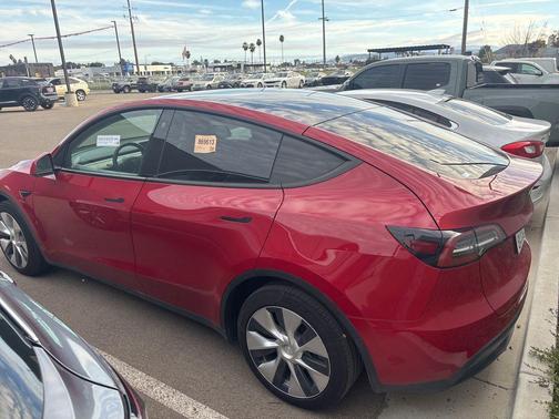 2021 Tesla Model Y Long Range Dual Motor All-Wheel Drive