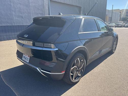 Abyss Black 2024 Hyundai IONIQ 5 SEL