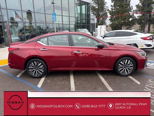 Scarlet Ember 2025 Nissan Altima 2.5 SV